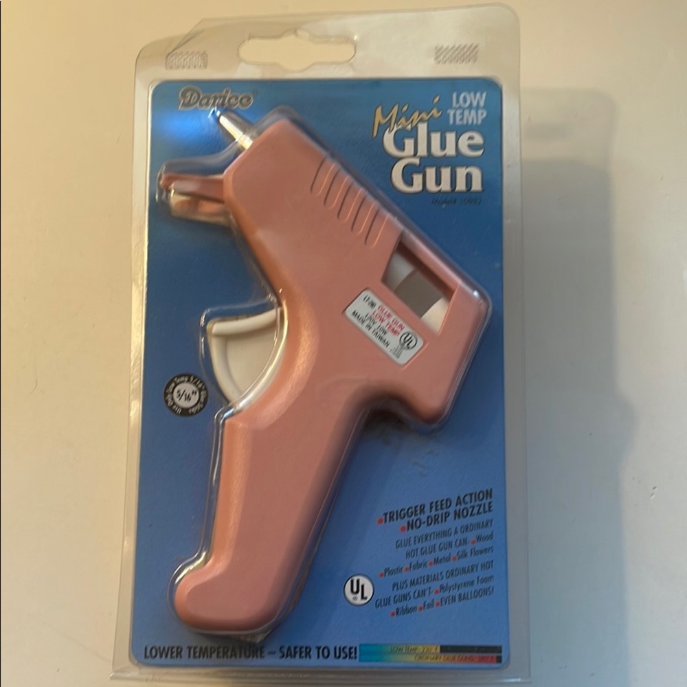 Darice Pink Mini Glue Gun